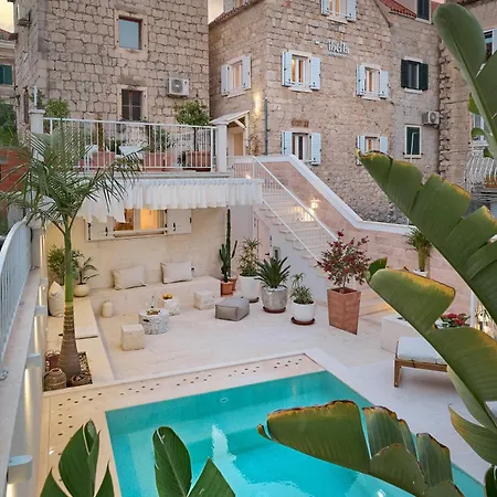 Ibella Boutique Frühstückspension 4*